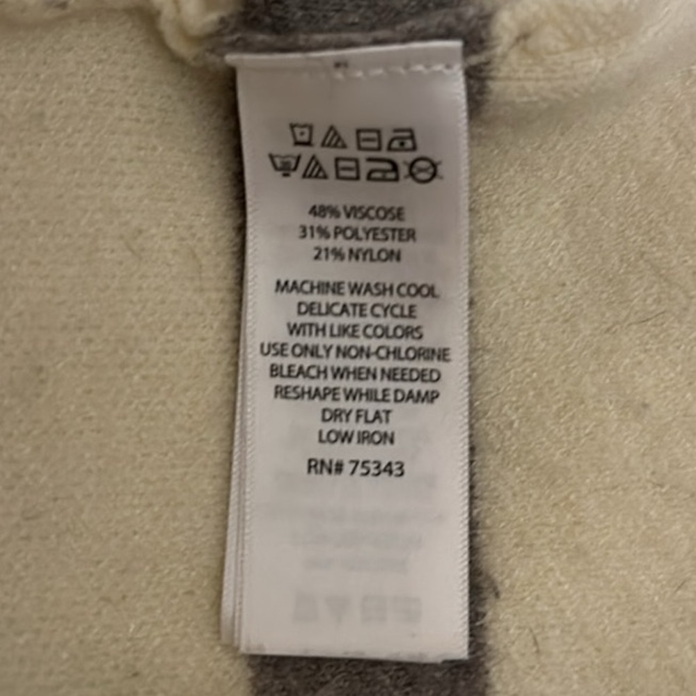 Max Studio Woman 1X Sweater - Picture 7 of 8